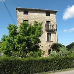 Casa Sarlo 3* Petina