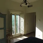 Casa Sarlo 3* Petina