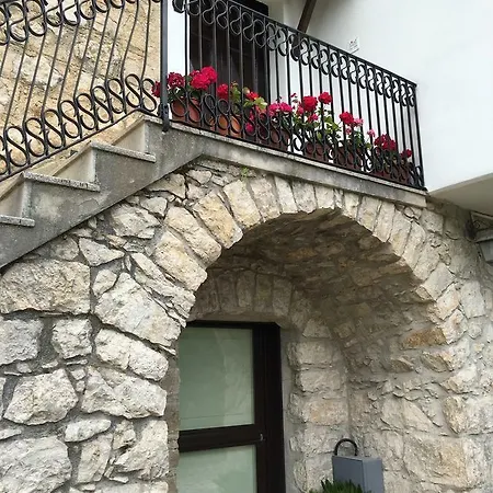 Casa Sarlo 3*