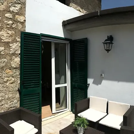 Aparthotel Casa Sarlo *