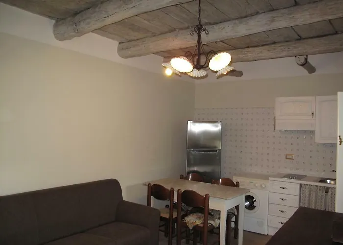 Casa Sarlo Hotel apartamentowy Petina