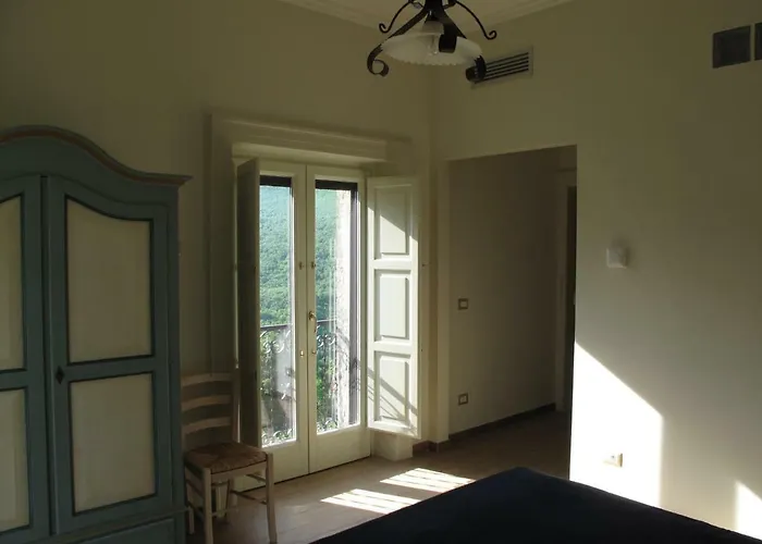 Casa Sarlo 3* Petina